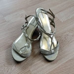 Merona Gold Wedge Sandals. Metallic Party Holiday